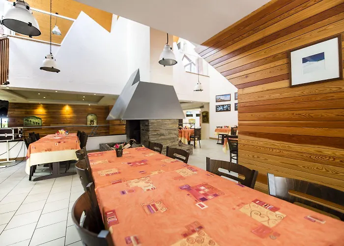 Ulvf Les Ramondies Tatil parkı *